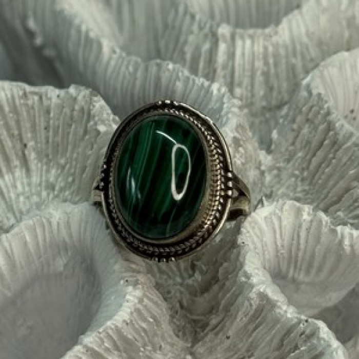 Vintage 925 Sterling Silver Malachite Ring Size 9
