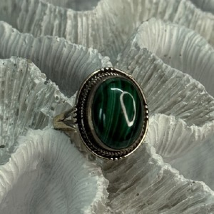 Vintage 925 Sterling Silver Malachite Ring Size 9