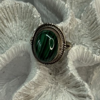 Vintage 925 Sterling Silver Malachite Ring Size 9