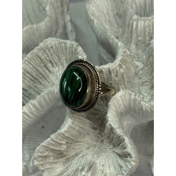 VINTAGE 925 STERLING SILVER MALACHITE RING SIZE 9