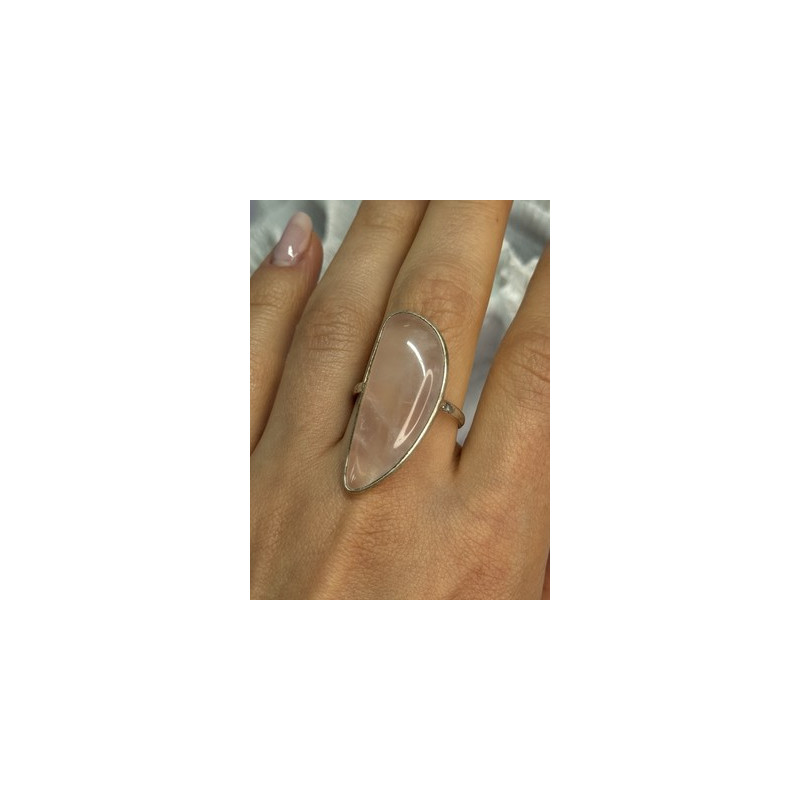 VINTAGE 925 STERLING SILVER MORGANITE RING SIZE 8