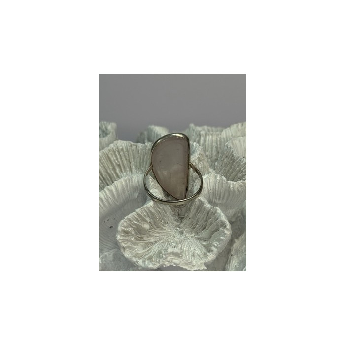 VINTAGE 925 STERLING SILVER MORGANITE RING SIZE 8