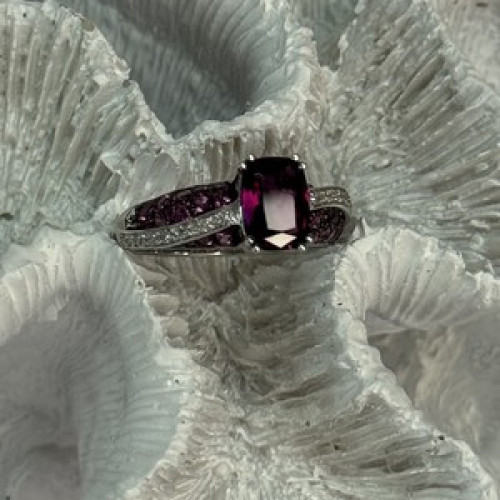 10K White Gold Spinel & Diamond Ring Size 6.5