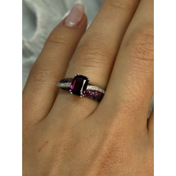 10K WHITE GOLD SPINEL & DIAMOND RING SIZE 6.5