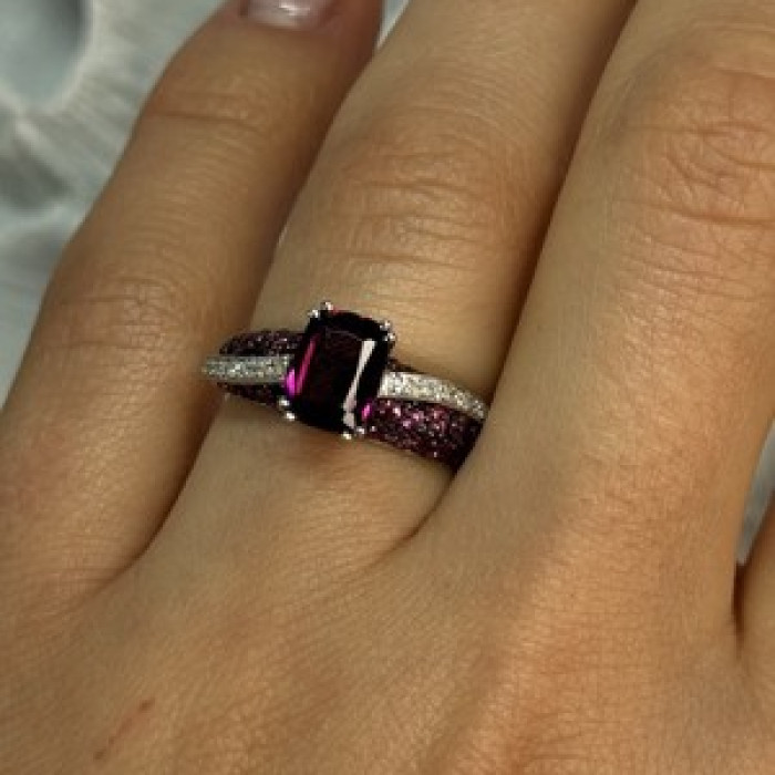 10K White Gold Spinel & Diamond Ring Size 6.5
