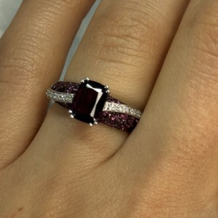 10K White Gold Spinel & Diamond Ring Size 6.5