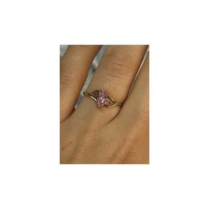 10K YELLOW GOLD MORGANITE RING SIZE 7.5