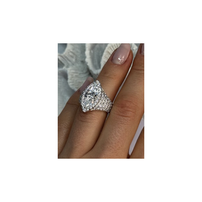 SHINY 925 STERLING SILVER CZ RING SIZE 6