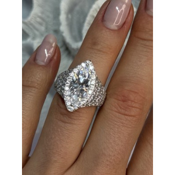 SHINY 925 STERLING SILVER CZ RING SIZE 6