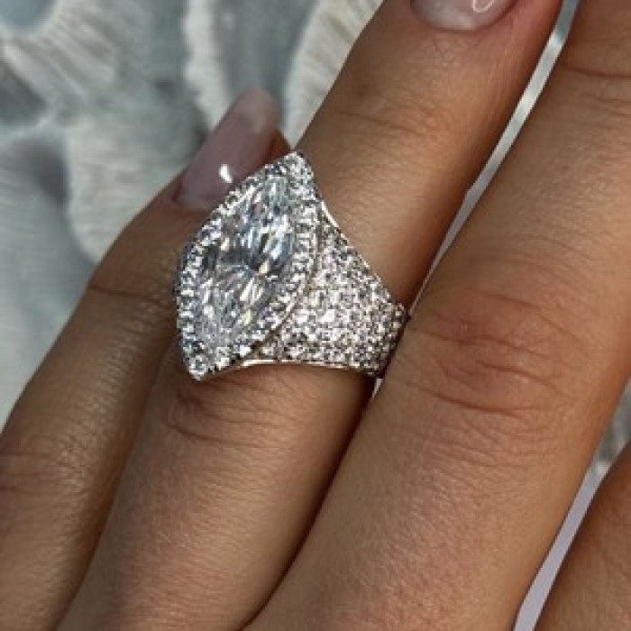 Shiny 925 Sterling Silver CZ Ring Size 6