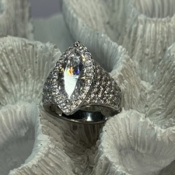 Shiny 925 Sterling Silver CZ Ring Size 6