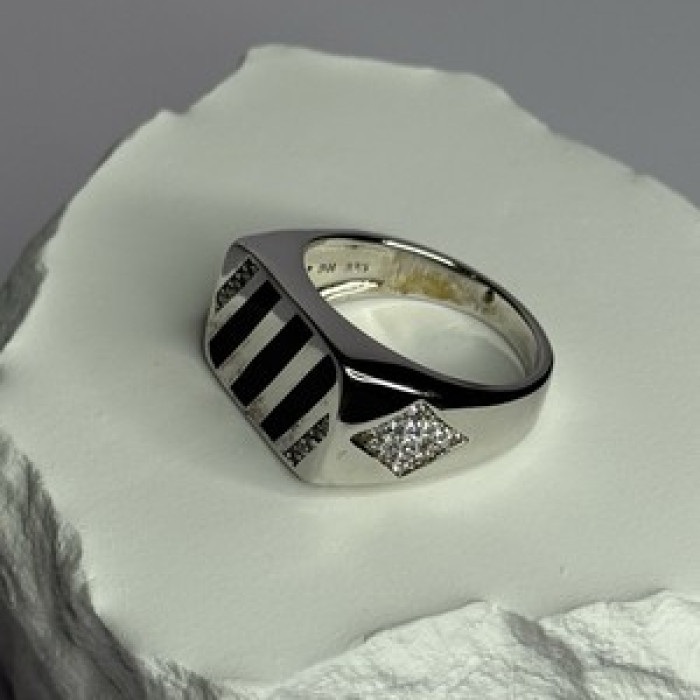 925 Sterling Silver Black Enamel & CZ Men'S Ring Size 11