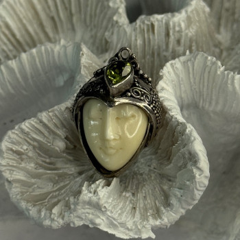 925 Sterling Silver Goddess Face Carved Peridot Pendant Length 1 Inch