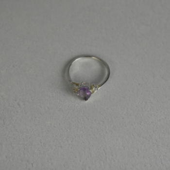 925 Sterling Silver Amethyst & CZ Ring Size 7