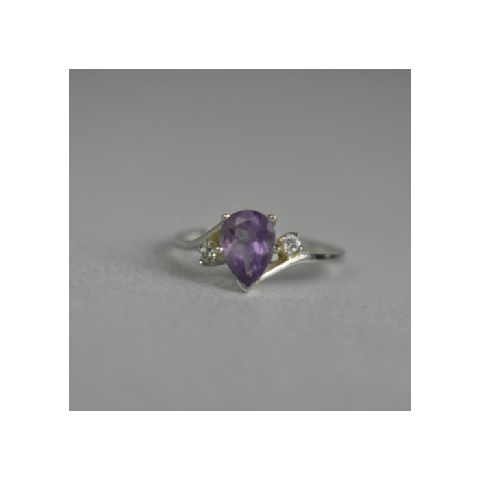 925 Sterling Silver Amethyst & CZ Ring Size 7