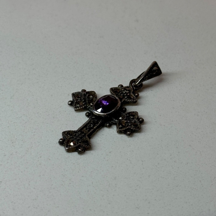 925 Sterling Silver Amethyst & Marcasite Cross Length 1.3 In