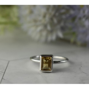 925 Sterling Silver Citrine Ring Size 7.5