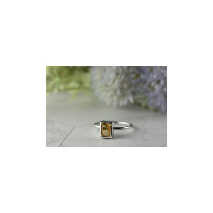 925 Sterling Silver Citrine Ring Size 7.5