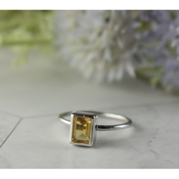 925 Sterling Silver Citrine Ring Size 7.5