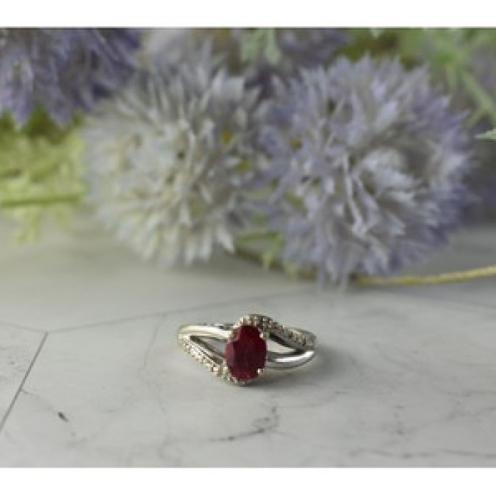925 Sterling Silver Pink Topaz & Diamonds Ring Size 6
