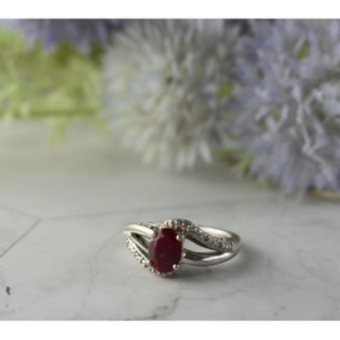 925 Sterling Silver Pink Topaz & Diamonds Ring Size 6