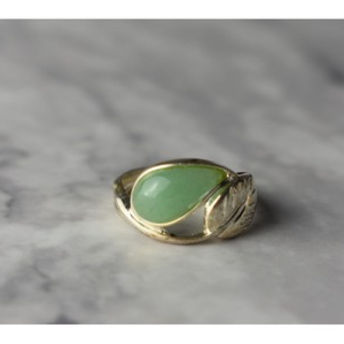 925 Sterling Silver Green Nephrite (Jade) Ring Size 6.5