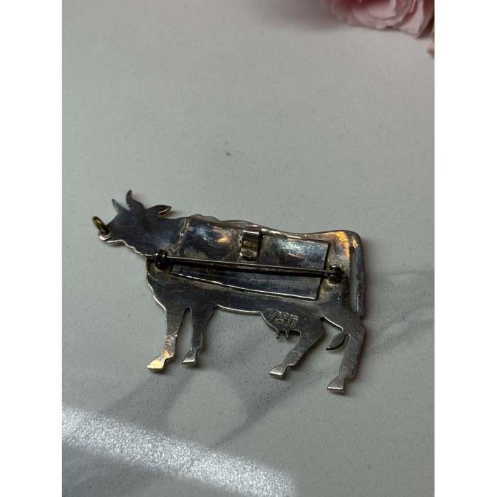 925 Sterling Silver Cow Brooch Length 2.5 In
