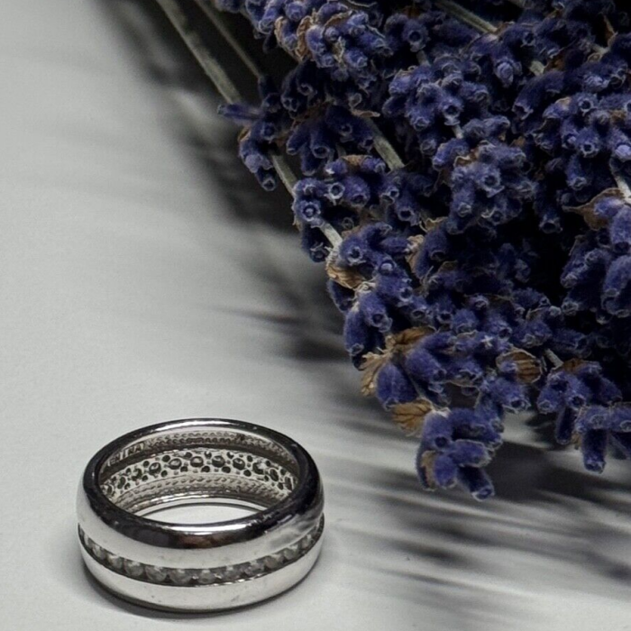 925 Sterling Silver CZ Ring Size 6