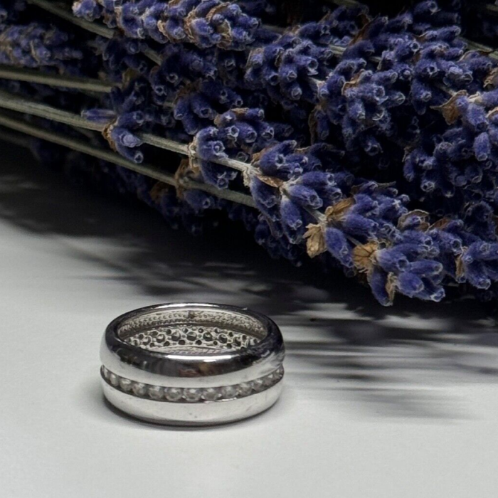 925 Sterling Silver CZ Ring Size 6