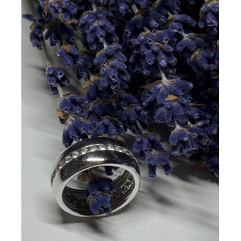 925 Sterling Silver CZ Ring Size 6