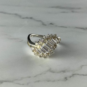 925 Sterling Silver CZ Ring Size 11.5