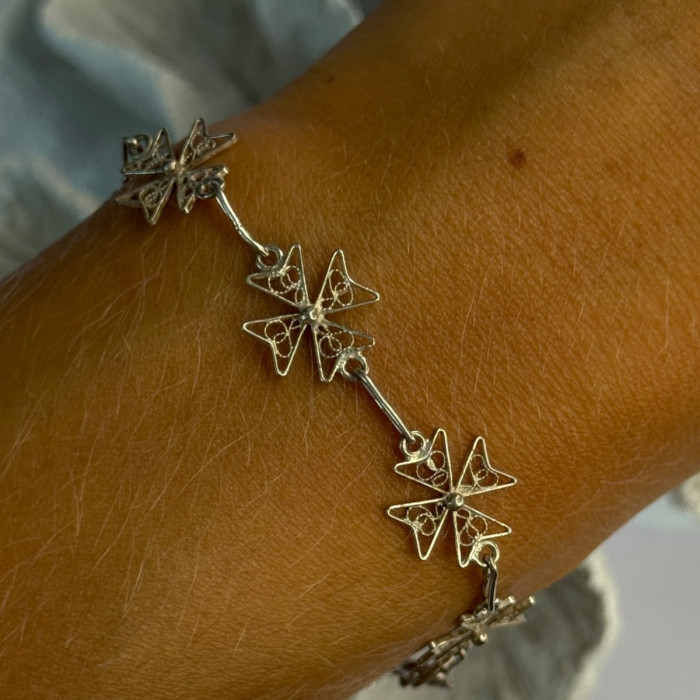 Lovely 925 Sterling Silver Bracelet Length 7