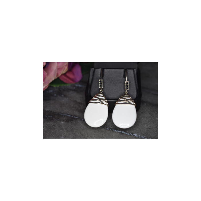 925 STERLING SILVER WHITE AGATE EARRINGS