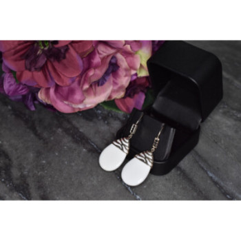 925 STERLING SILVER WHITE AGATE EARRINGS