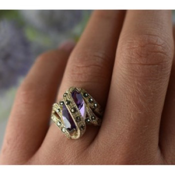 Vintage 925 Sterling Silver Purple Tourmaline & Marcasites Ring Size 6.75
