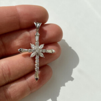 925 Sterling Silver CZ Cross Pendant
