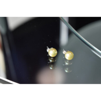 925 Sterling Silver Green Pearls Stud Earrings