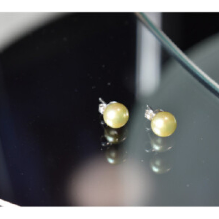 925 Sterling Silver Green Pearls Stud Earrings