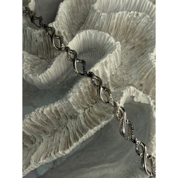 925 Sterling Silver Blue Spinel & Diamond Bracelet Length 7