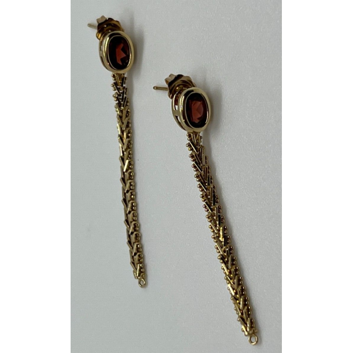14K YELLOW GOLD GARNET EARRINGS