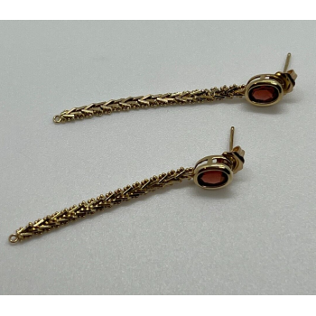 14K YELLOW GOLD GARNET EARRINGS