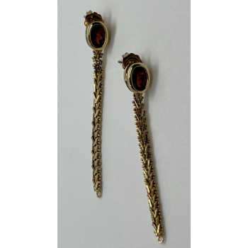 14K YELLOW GOLD GARNET EARRINGS