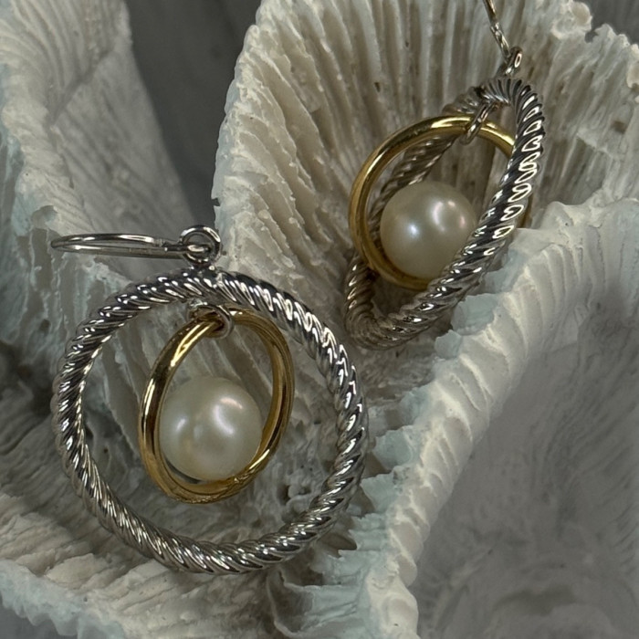 Elegant Design 925 Sterling Silver Gold Plated Part Pearl Earrings Length 1.30