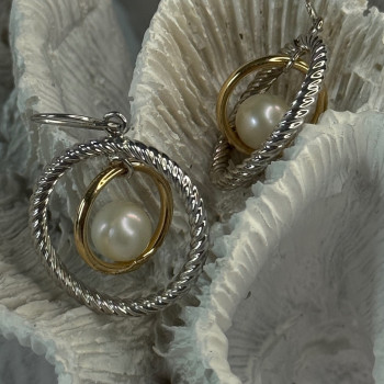 Elegant Design 925 Sterling Silver Gold Plated Part Pearl Earrings Length 1.30