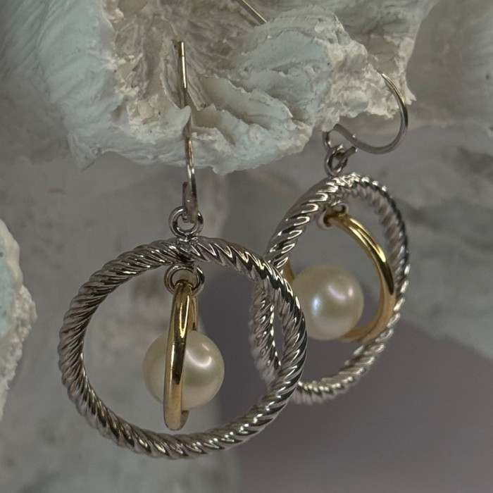 Elegant Design 925 Sterling Silver Gold Plated Part Pearl Earrings Length 1.30