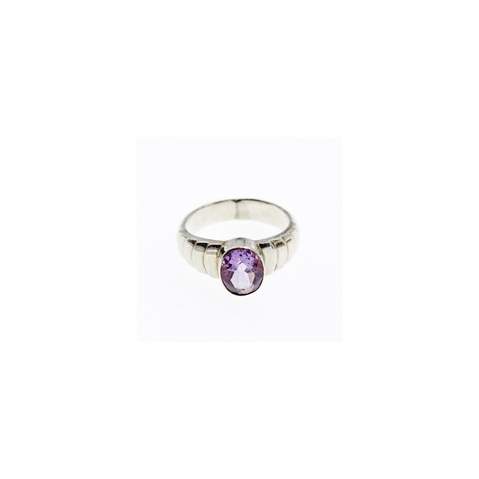 925 Sterling Silver Amethyst Ring Size 8
