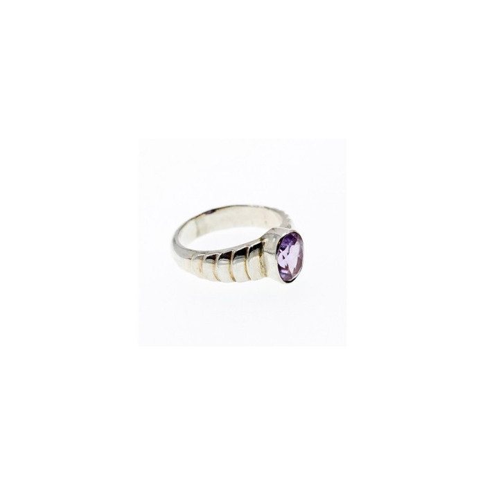 925 Sterling Silver Amethyst Ring Size 8