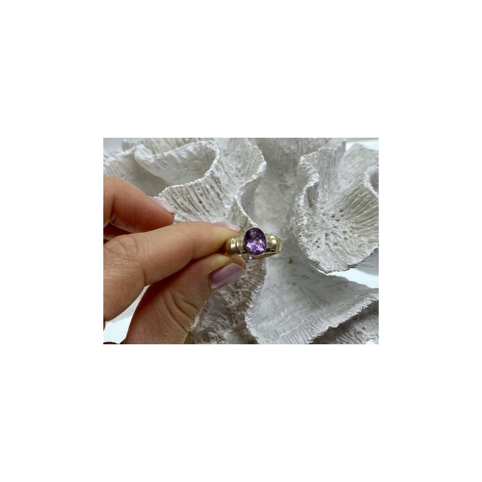 925 Sterling Silver Amethyst Ring Size 8
