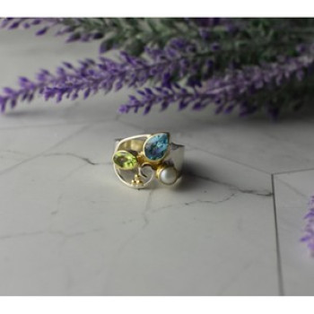925 Sterling Silver Blue Spinel, Pearl & Peridot Ring Size 5.5