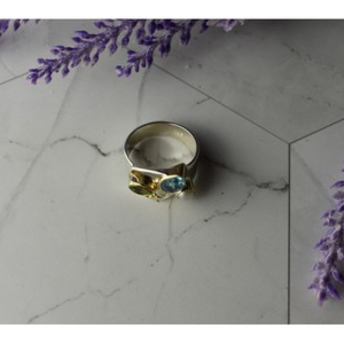 925 Sterling Silver Blue Spinel, Pearl & Peridot Ring Size 5.5